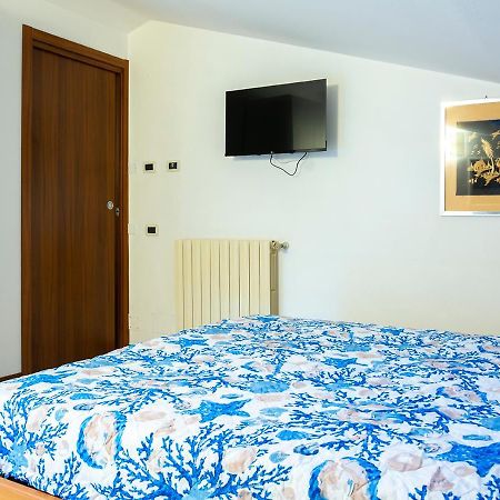 Appartamenti La Casina Porto Azzurro Extérieur photo