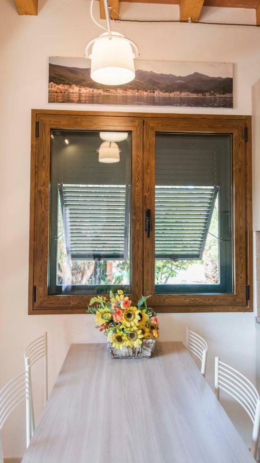Appartamenti La Casina Porto Azzurro Extérieur photo